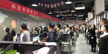 畢加| 你認(rèn)真宣誓的樣子，像極了愛情